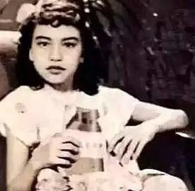 入行60年！她演盡「醜女角色」一生未婚無子　晚年無人養老「卻捐出養老錢」建小學：心美人就美