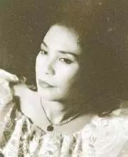 入行60年！她演盡「醜女角色」一生未婚無子　晚年無人養老「卻捐出養老錢」建小學：心美人就美