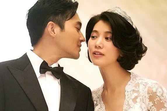 結婚20年！張智霖自曝有愛無性「只是牽手」　租房16年坦言：「遇見她，是我不幸」