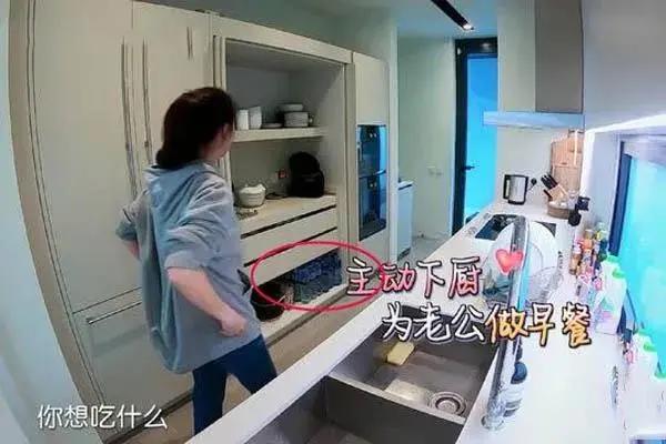 結婚20年！張智霖自曝有愛無性「只是牽手」　租房16年坦言：「遇見她，是我不幸」
