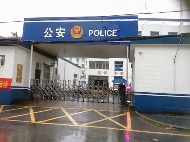 10元救命錢！少年飢寒交迫「路過大哥哥贈10塊」　他為報恩「苦尋恩人22年」結局暖哭網