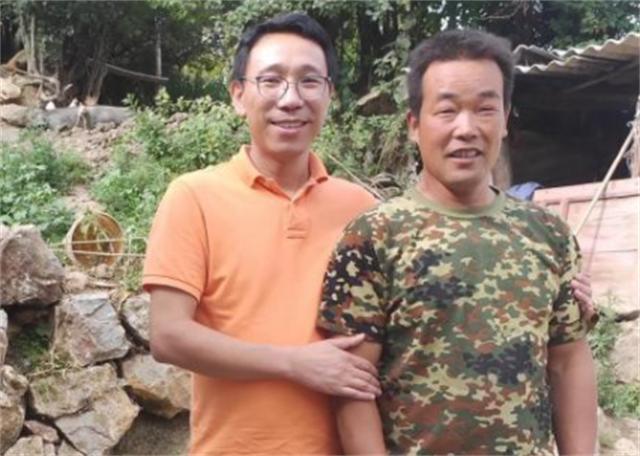 10元救命錢！少年飢寒交迫「路過大哥哥贈10塊」　他為報恩「苦尋恩人22年」結局暖哭網