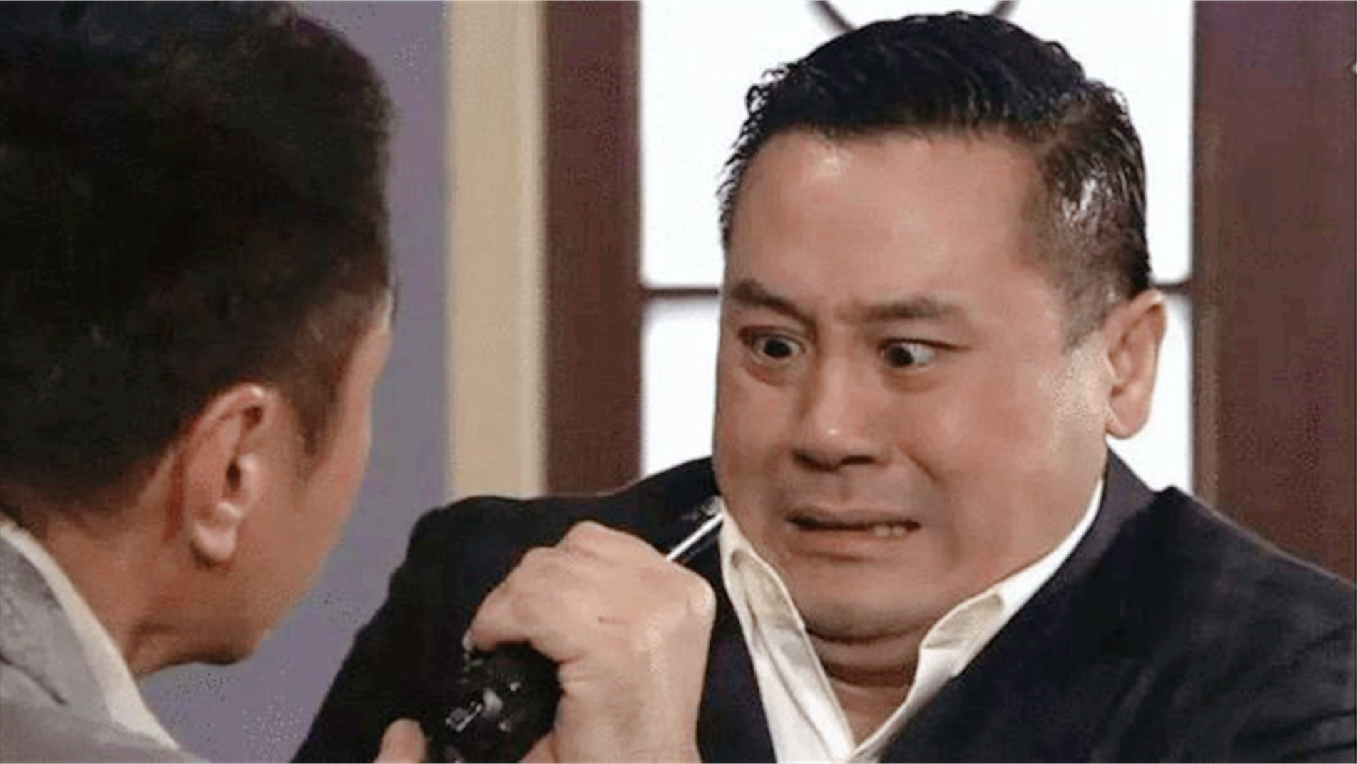 資深男星打拚29年「被經紀公司解約」零收入陷低谷　「為妻小轉行開餐廳」親自送外賣：男人要當家