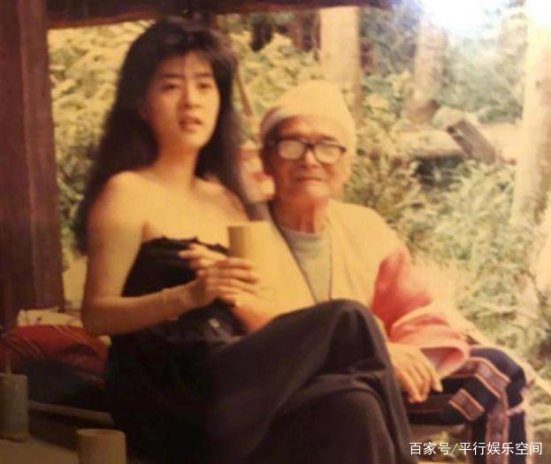 被大S戚薇奪愛！轉身嫁「百億富豪」　如今老公被曝非法開賭「高達百億」：或將豪門夢碎?
