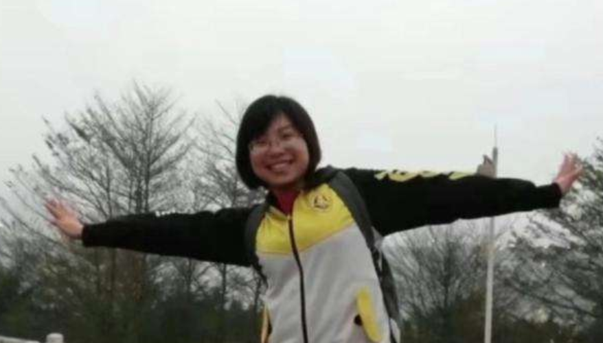 被判活不過40歲！身患絕症「貧困男帶八百塊與她私奔」　走遍世界後修成正果「幸福生活打臉眾人」