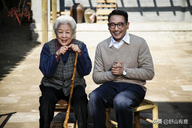 老父長年臥床不起！他中年坦言「希望爸爸早點離開」遭親友斥不孝　感慨「寧可把我當壞人」：不讓他們再受苦