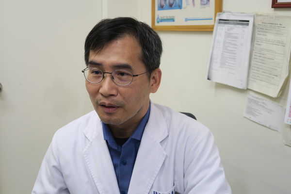 從不碰菸酒檳榔！彰化嬤嘴破好不了「竟罹患舌癌」　醫師揪出原因「全是假牙惹的禍」：長輩壞習慣