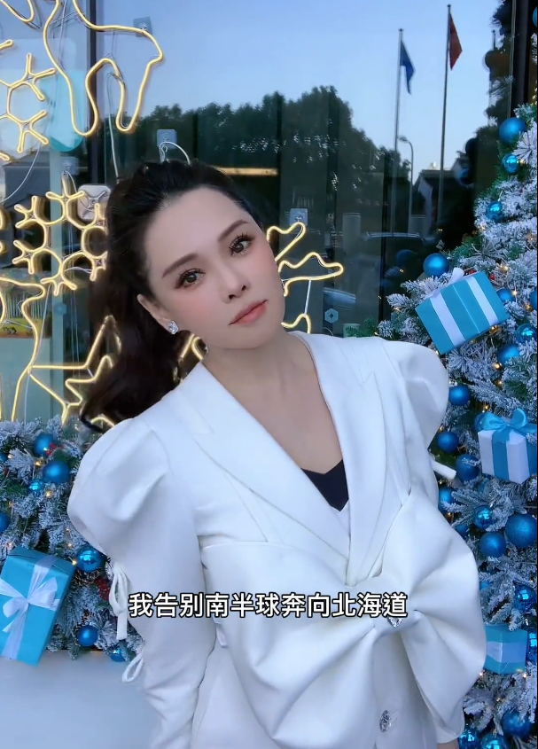 不敵歲月！53歲伊能靜「曬精緻側顏」暴露多根白髮　被喊奶奶「高情商回應」網友全閉嘴