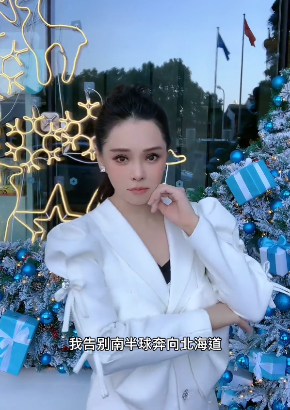 不敵歲月！53歲伊能靜「曬精緻側顏」暴露多根白髮　被喊奶奶「高情商回應」網友全閉嘴