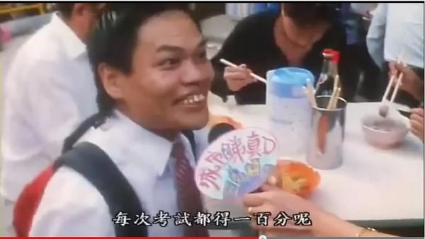 72歲最醜男星傳「找3女輪流侍寢」最小未成年　前妻崩潰「把他億萬家產敗光」：還敢裝苦情男