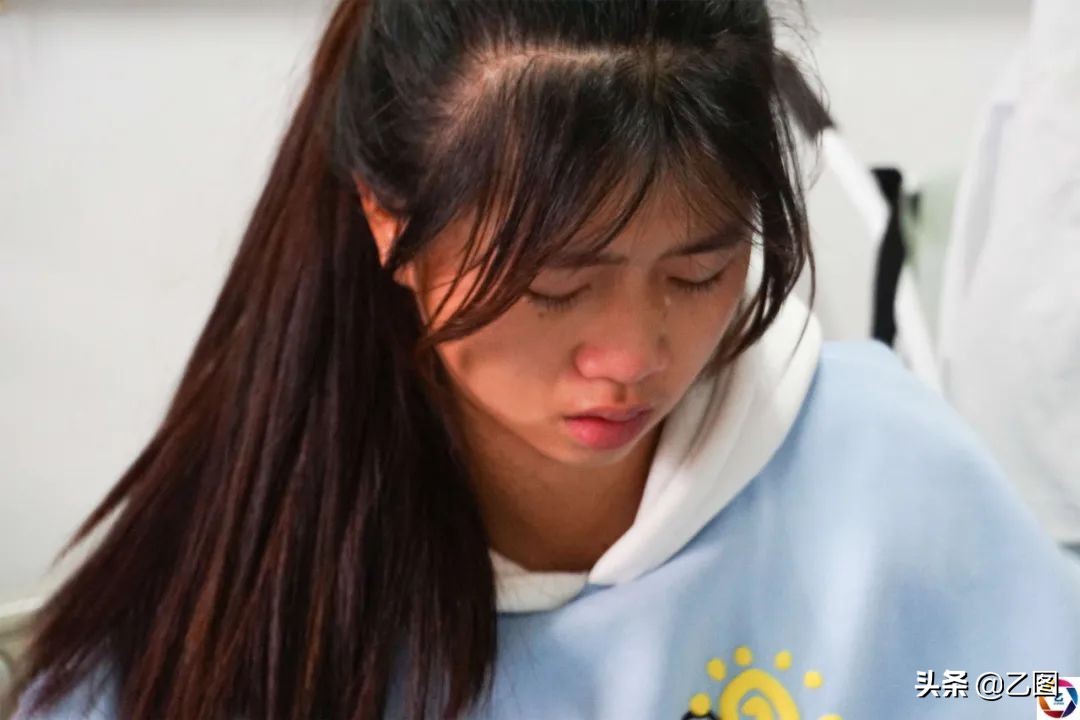 弟弟突然過世！哥哥迎娶弟媳「伯父變成孩子父親」　幾年後「娘家找上門見悲劇」：該怎麼辦
