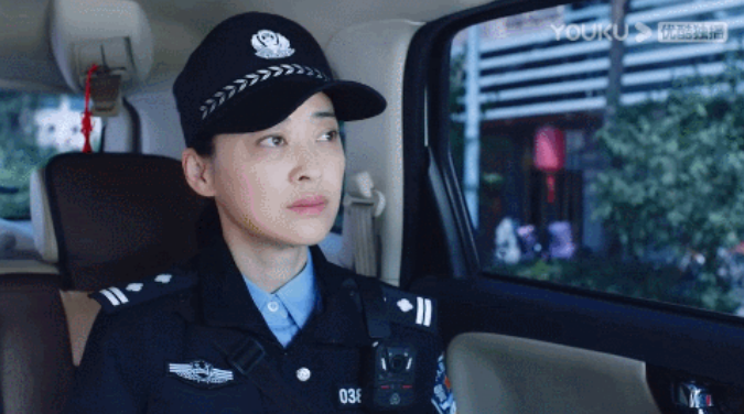 她是娛樂圈第一戀愛腦！閃婚2次「倒貼全副身家」　卻被章子怡羨慕：根本人生贏家