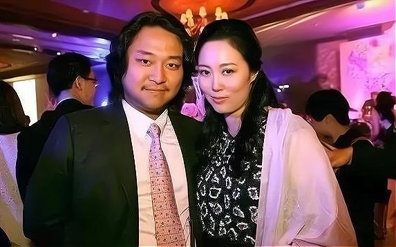 戰勝弟弟「接手百億家產」！卻為嫁小十幾歲男友　40歲還冒險「連生兩子」證明自己