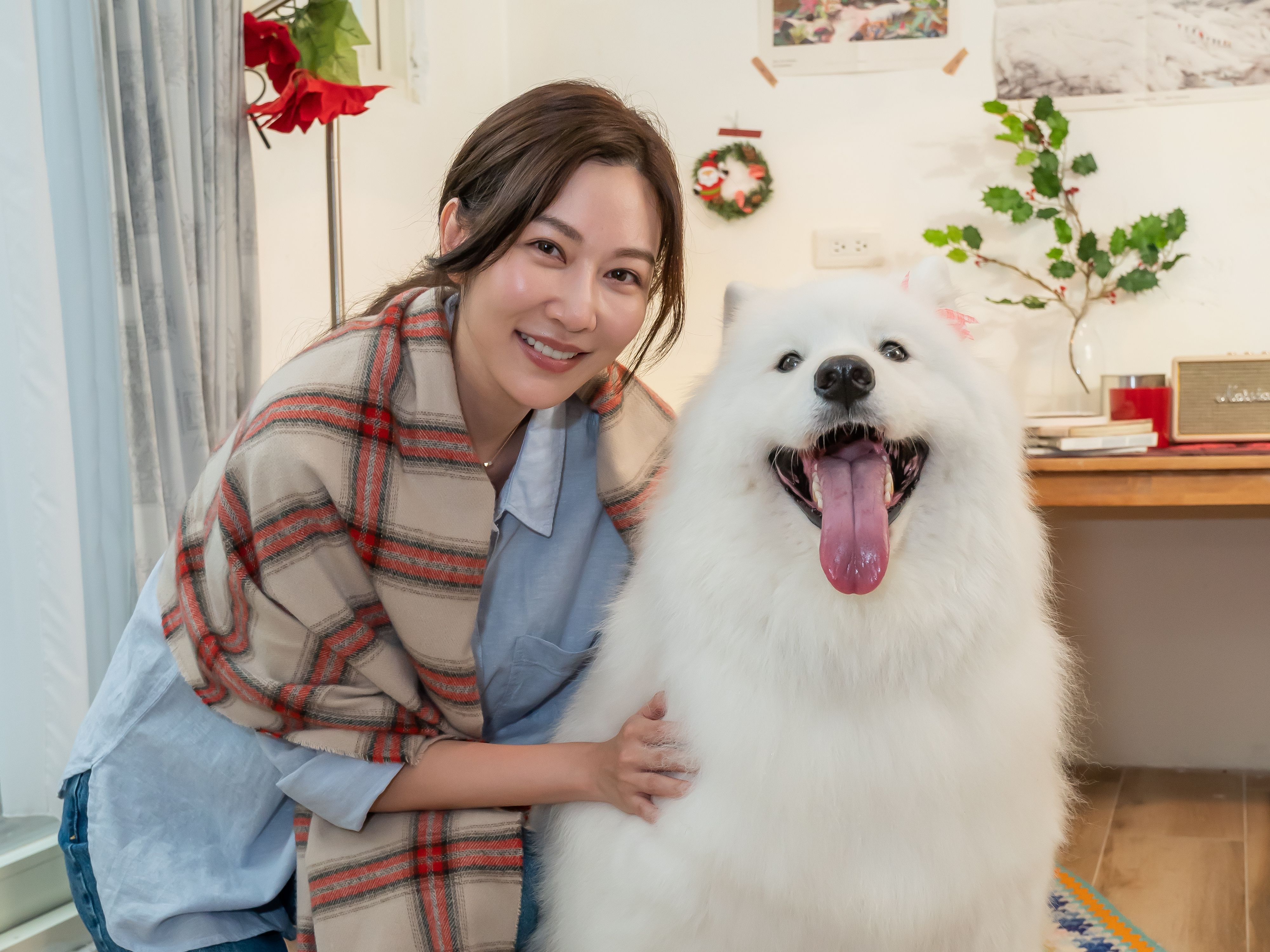 無法親眼看見！曾莞婷出道27年「遭酸此生與獎項無緣」　如今淚崩「把獎項獻給他」：他來不及看到我被認同...