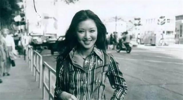 娶到手就贏了！新婚夜丈夫「使喚她沏茶」　女星當即「怒撕結婚證」：一張紙就想限制我