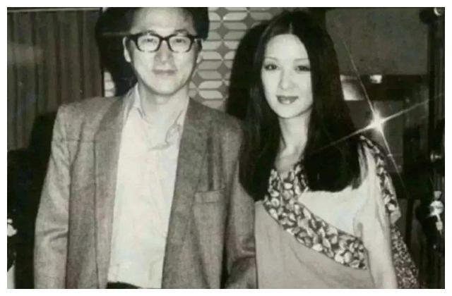 娶到手就贏了！新婚夜丈夫「使喚她沏茶」　女星當即「怒撕結婚證」：一張紙就想限制我