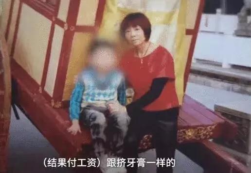 無血緣卻勝似親人！雇主雙雙離去「她義無反顧帶大孩子」　不惜傾家蕩產下跪「無償養育13年」網淚：人間大愛