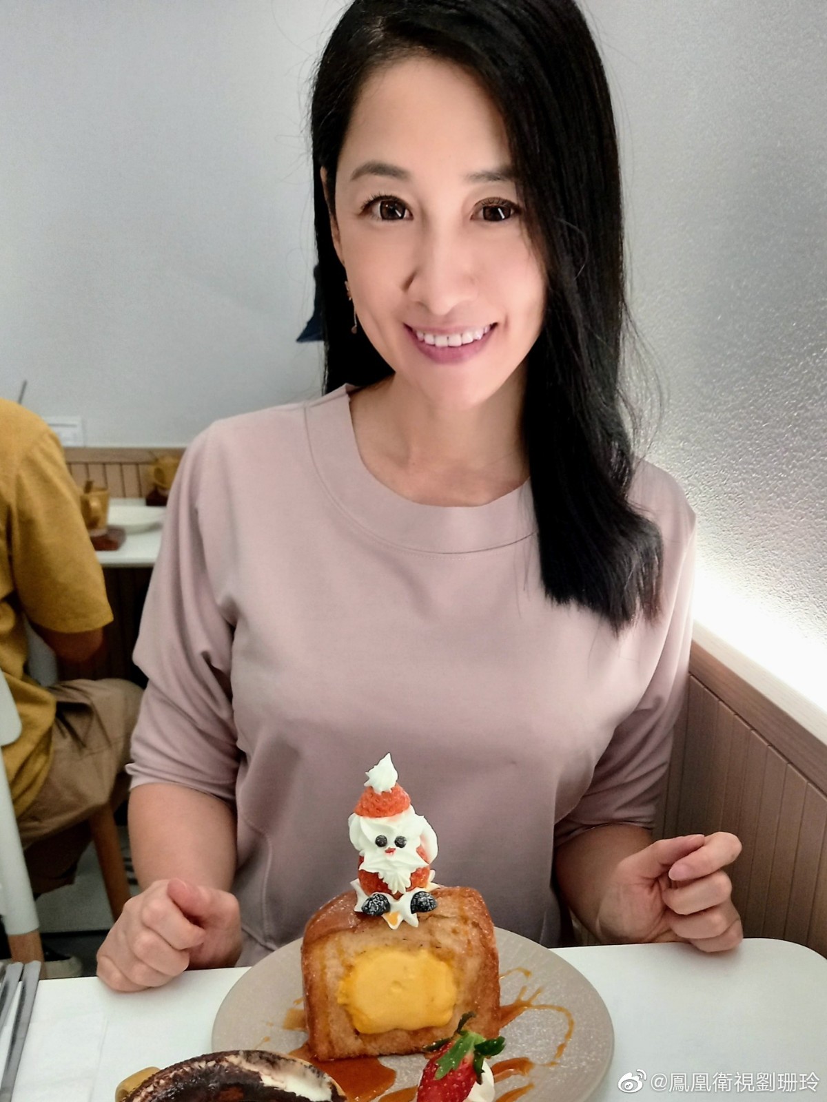 一夕入地獄!女主播遇意外「被宣判植物人」智商只剩3歲 從頭學吃飯、說話「3年後奇蹟發生了」惹哭網友