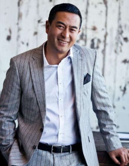他曾是知名男演員！卻因患病「上廁所都困難」　今48歲未婚「卻有4個孩子」很知足