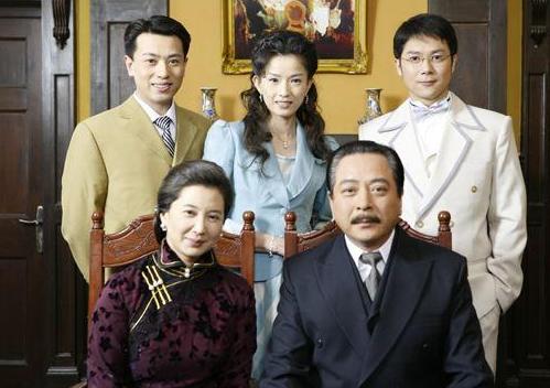 他曾是知名男演員！卻因患病「上廁所都困難」　今48歲未婚「卻有4個孩子」很知足