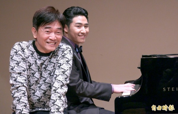 星二代容易走歪？綜藝天王大比拚「誰的小孩家教最好」　網一面倒讚他「一股清流真學霸」