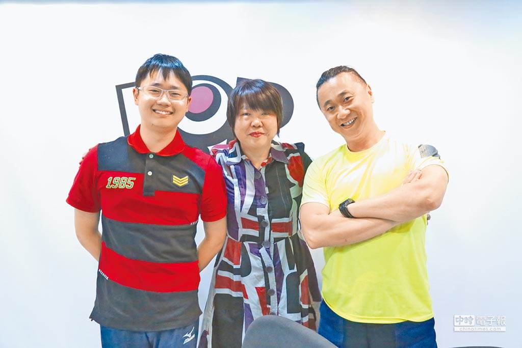 星二代容易走歪？綜藝天王大比拚「誰的小孩家教最好」　網一面倒讚他「一股清流真學霸」