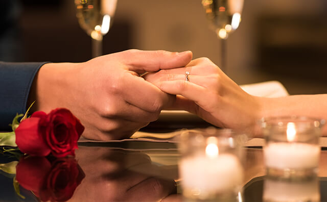 女友高薪又節儉！他求婚才知「對方工作多年0存款」　真相曝光「他猶豫婚還要結嗎」：本來還想買房