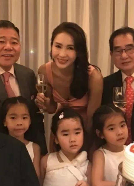 只承認她比自己美！張柏芝罕見同框女神「戀上富商幼子生父」成迷　後者嫁殘疾富豪「成人生贏家」