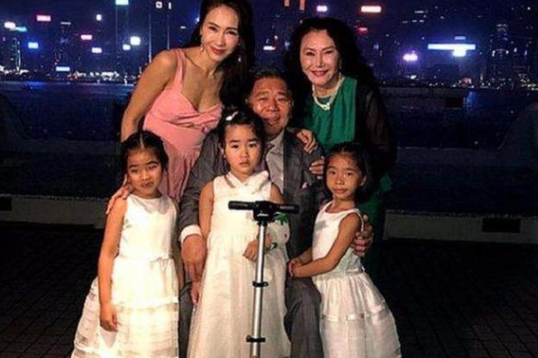 只承認她比自己美！張柏芝罕見同框女神「戀上富商幼子生父」成迷　後者嫁殘疾富豪「成人生贏家」
