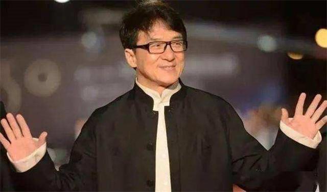 成龍同父異母的大哥！7歲時被父親拋棄　73歲第一次「見到明星弟弟」直言不貪他的錢