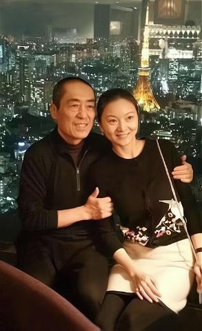 不計前嫌！她嫁大31歲名導演「婆婆極力反對」　婚後成賢內助「照顧婆婆到臨終」夫家愧疚改觀