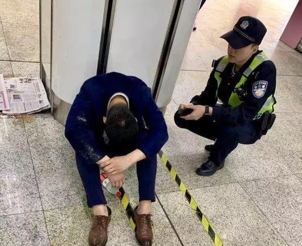 麥當勞1張「偷拍照」流出！戳穿殘酷事實 　打臉眾人：醒醒，放縱成癮的年輕人