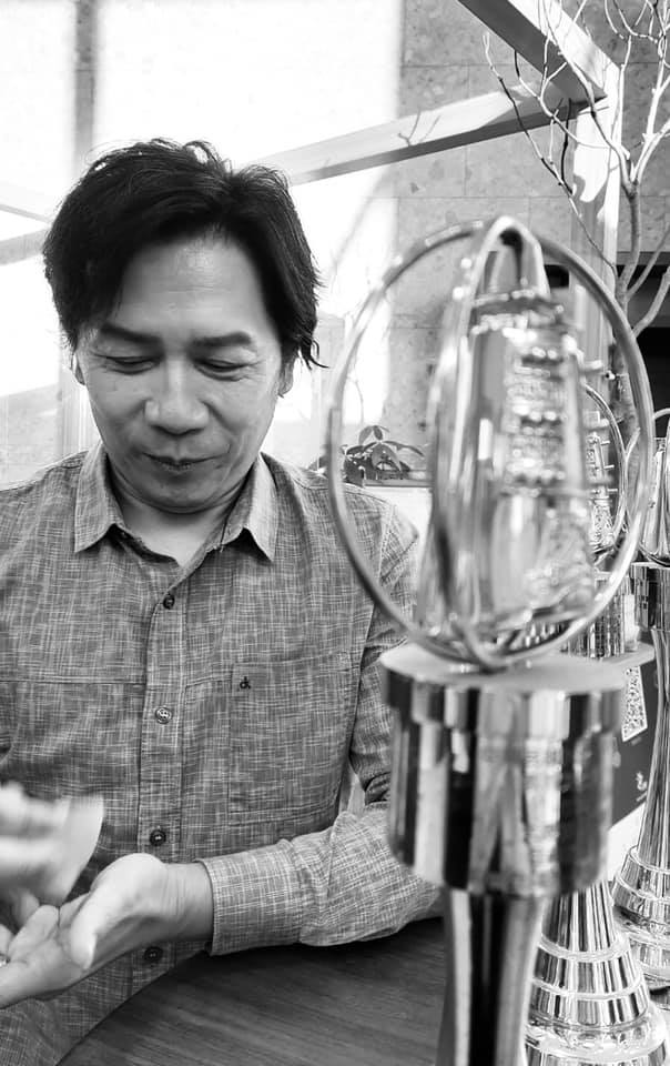 被笑沒出息！許傑輝「跑回餐廳端盤子」被譏：當明星好落魄　他把挫折當養分：我不是最耀眼，但可以是最努力