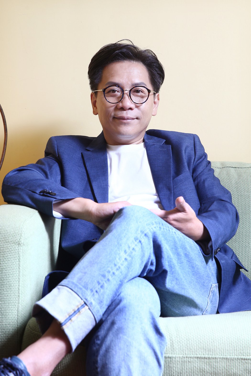被笑沒出息！許傑輝「跑回餐廳端盤子」被譏：當明星好落魄　他把挫折當養分：我不是最耀眼，但可以是最努力