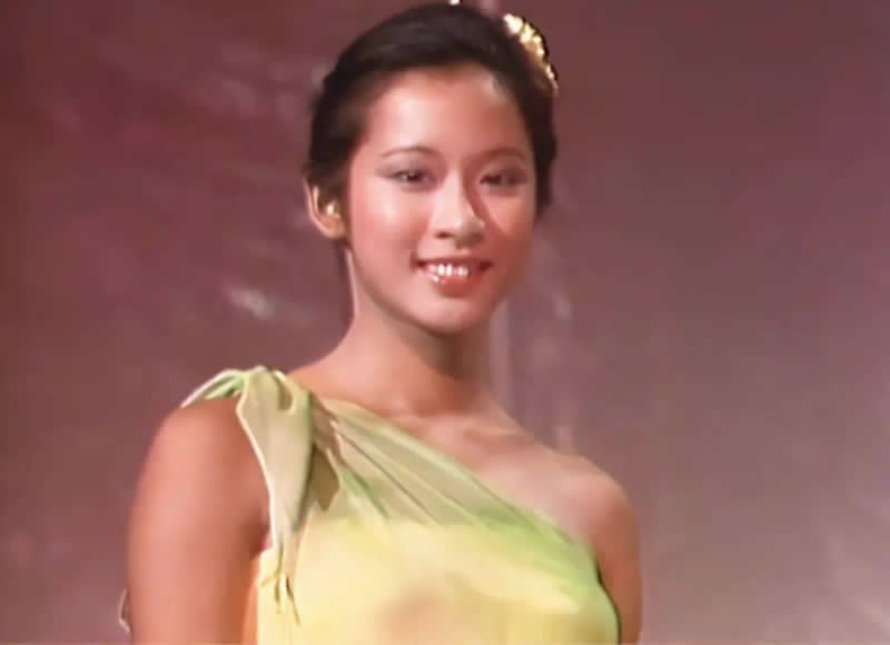百億家產無人繼承！髮妻陪他白手起家「61歲為娶朱玲玲拋妻棄子」　離婚時「前妻不要分文」兒子也不原諒他