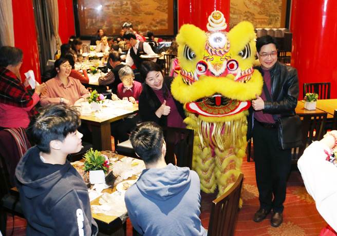 除夕台語怎麼唸？網友熱議「連長輩都困惑」 內行人揭密「至少兩種說法」意義大不同