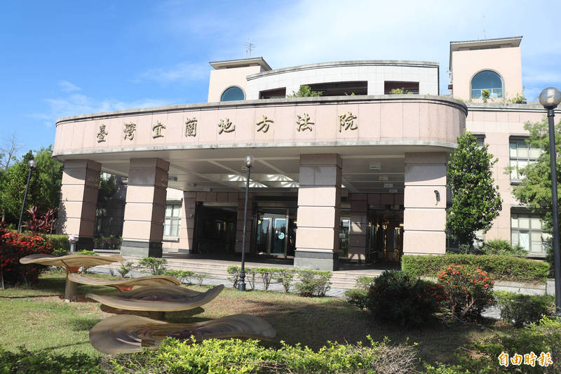 「爸爸外遇對象是親家母」！女兒大義滅親「替失智母討公道」　5兒女聯手復仇「法官判決出爐」