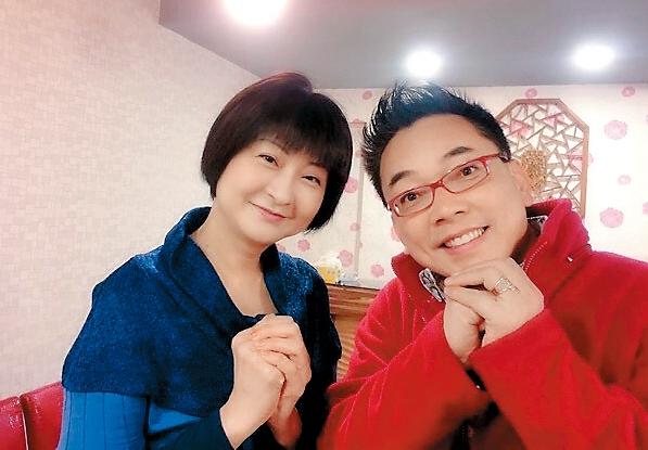 61歲詹惟中想給驚喜竟「開門捉姦在床」：她跟別人洗澡　總遇壞事「媽媽也遭殃」