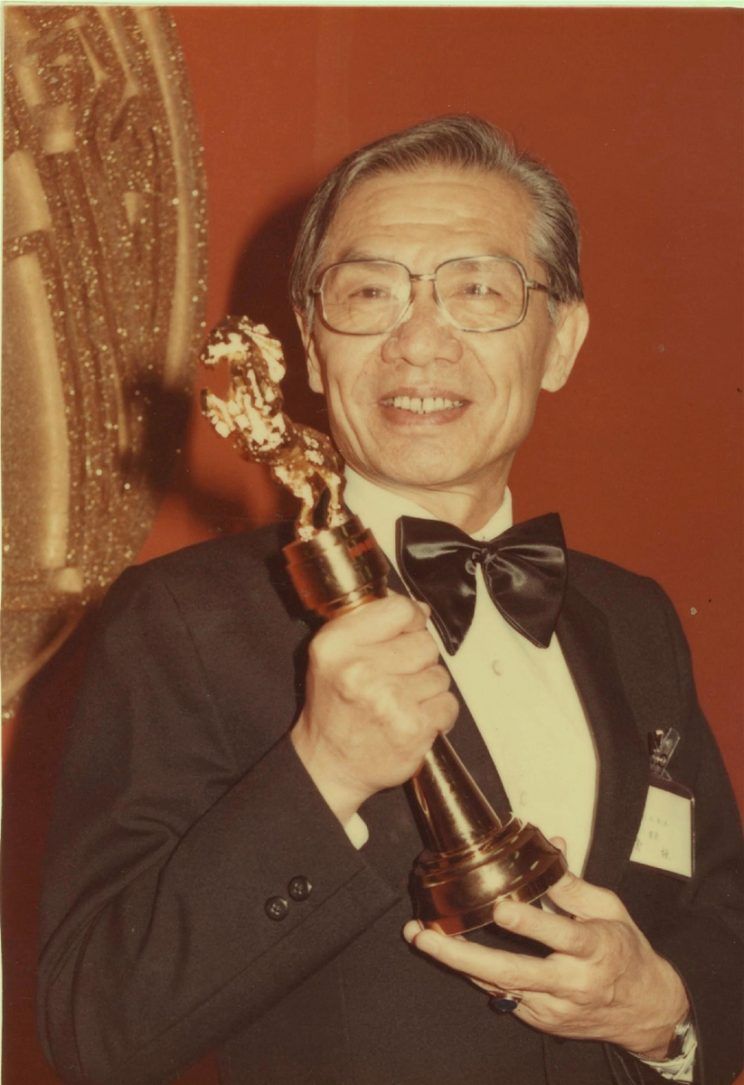 永遠的張三豐！98歲常楓「睡夢闔眼離去」生前瀟灑不羈　組頑童聯誼會「大方公開長壽秘訣」