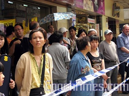 以為廁所有人！開門「驚見女星冰冷遺體」...留遺書「詛咒初戀女友」