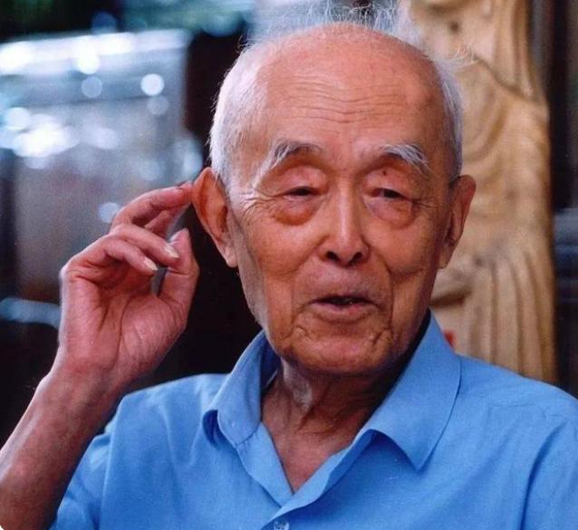 中老年男人「眉毛變長」意味著什麼?醫生提醒:眉毛變化或是疾病信號 「3大原因」要心中有數