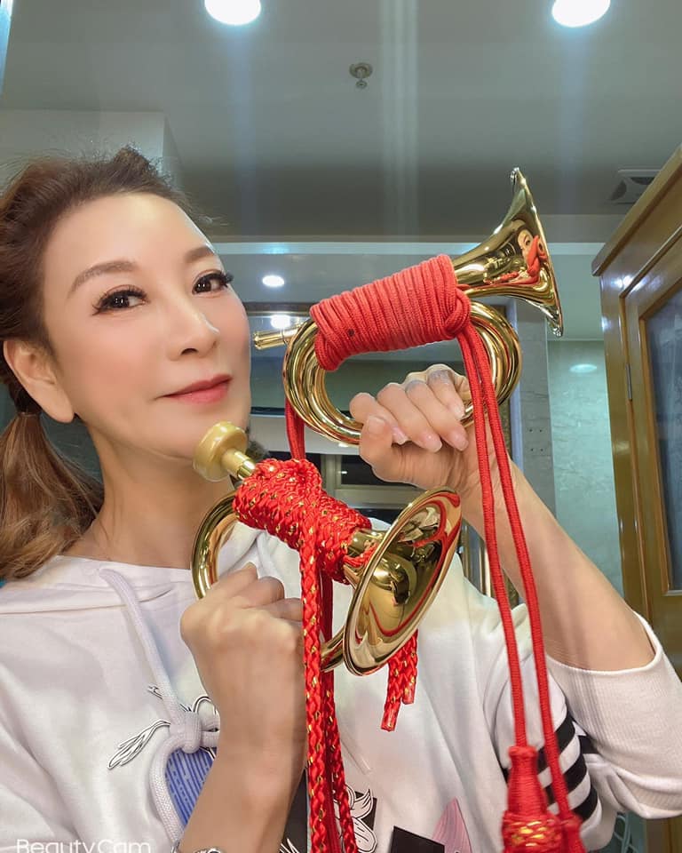 深夜開嗆！楊繡惠火大「有小孩還愛約砲」3提示曝男星身份　無奈嘆「哄騙粉絲只為騙錢」：快覺醒吧