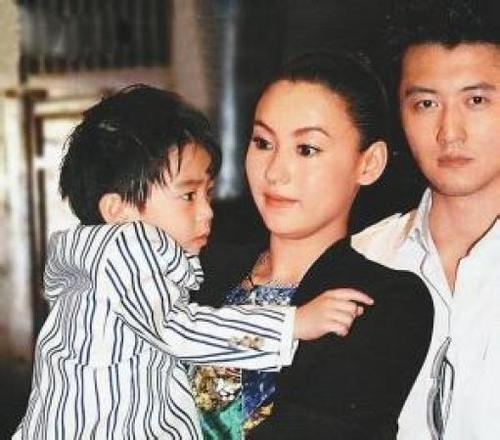 玉女形象毀滅？張柏芝「遭控訴是撒謊精」內幕曝光　大咖影后不忍狂酸：「丟香港演員的臉！」