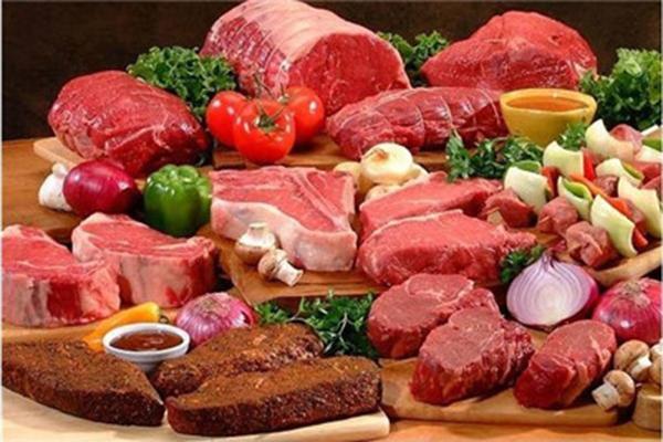 癌症越來越多！是「長期吃肉」引起的嗎？醫生勸告：為了健康「4種肉」能不吃就不吃