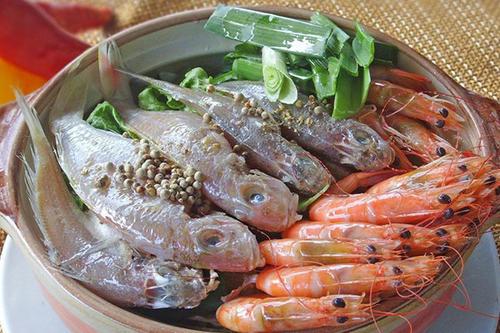癌症越來越多！是「長期吃肉」引起的嗎？醫生勸告：為了健康「4種肉」能不吃就不吃