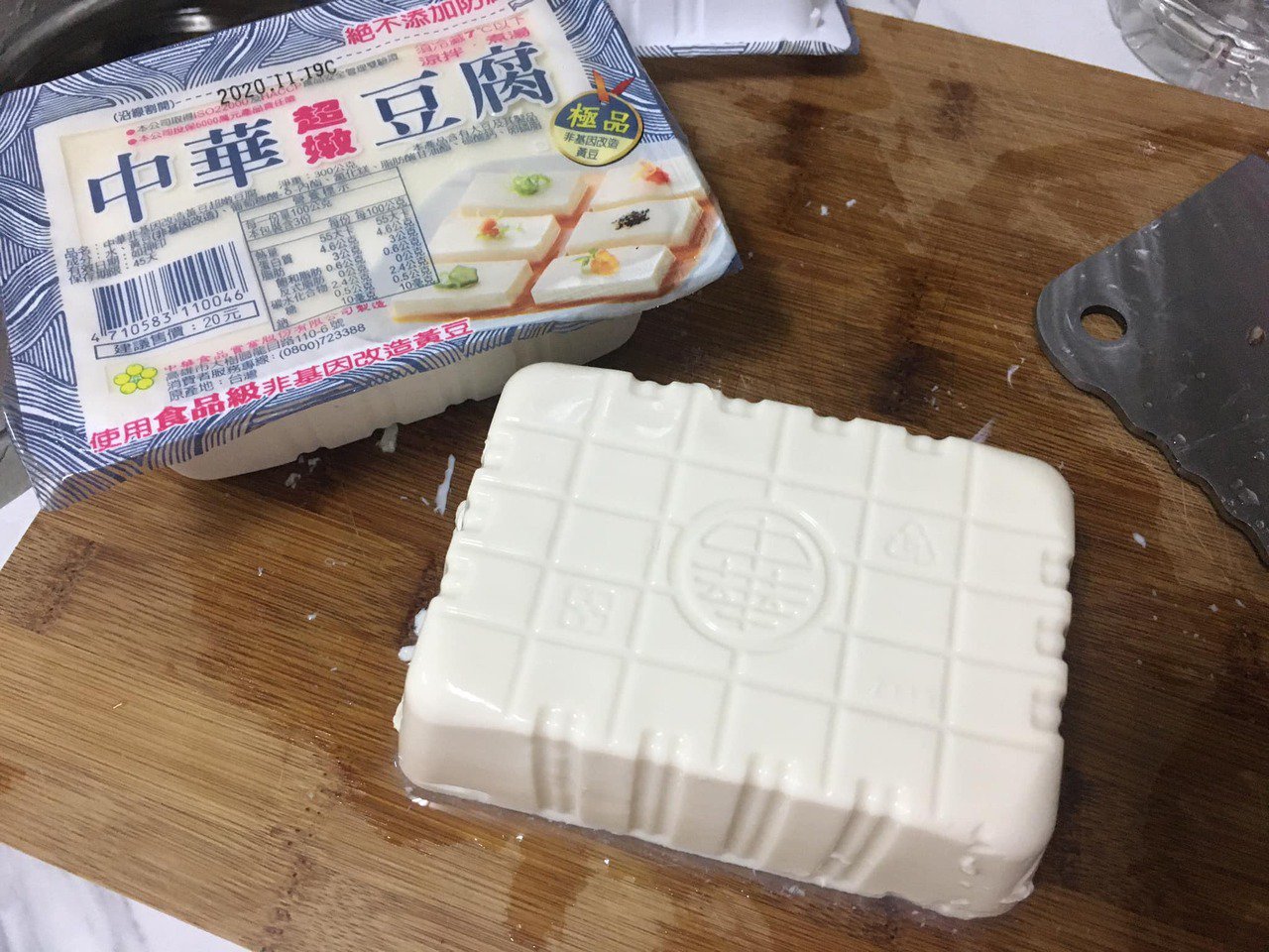 大家來找碴！他曝「中華豆腐有2款」結帳才發現　包裝對比「重點差在這行字」網驚：吃錯20年