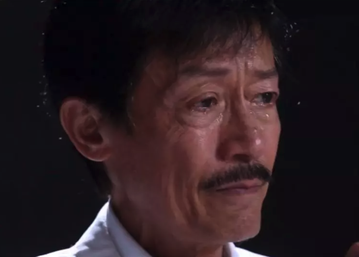 曾和成龍並駕齊驅！73歲男星「愛女跳樓身亡」2年後患罕癌　暴瘦15公斤「出門無人認出」近況曝光