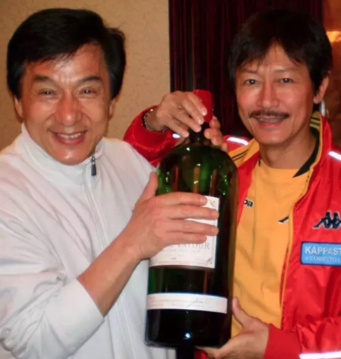 曾和成龍並駕齊驅！73歲男星「愛女跳樓身亡」2年後患罕癌　暴瘦15公斤「出門無人認出」近況曝光