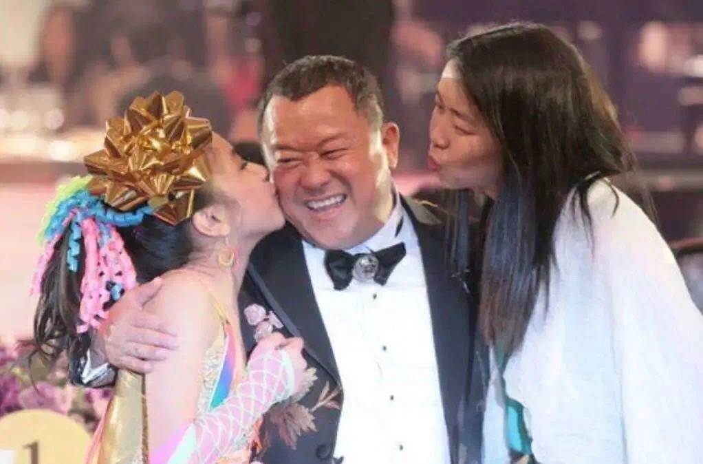 被吳宗憲嘲「賠錢貨」!她曾被爆「當黃子佼的小三」受眾人辱罵 與初戀復合「相守20年不婚不孕」