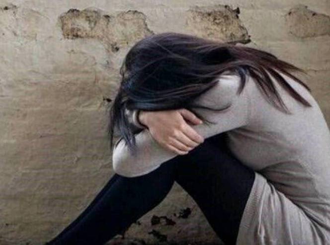 孩子哪來的？兒子倒下5年「兒媳連生3胎」被質疑偷吃　婆婆得知「戳心真相」直誇：好手段